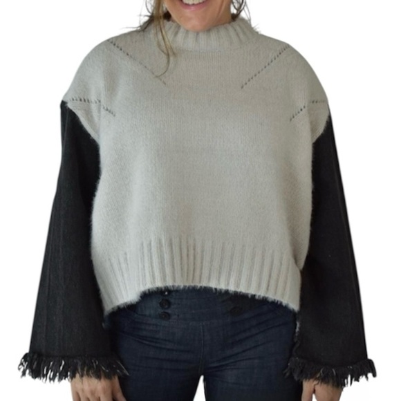 POL Women’s Oversized Denim Drop Sleeve Cropped Sweater | Size M - Picture 12 of 12